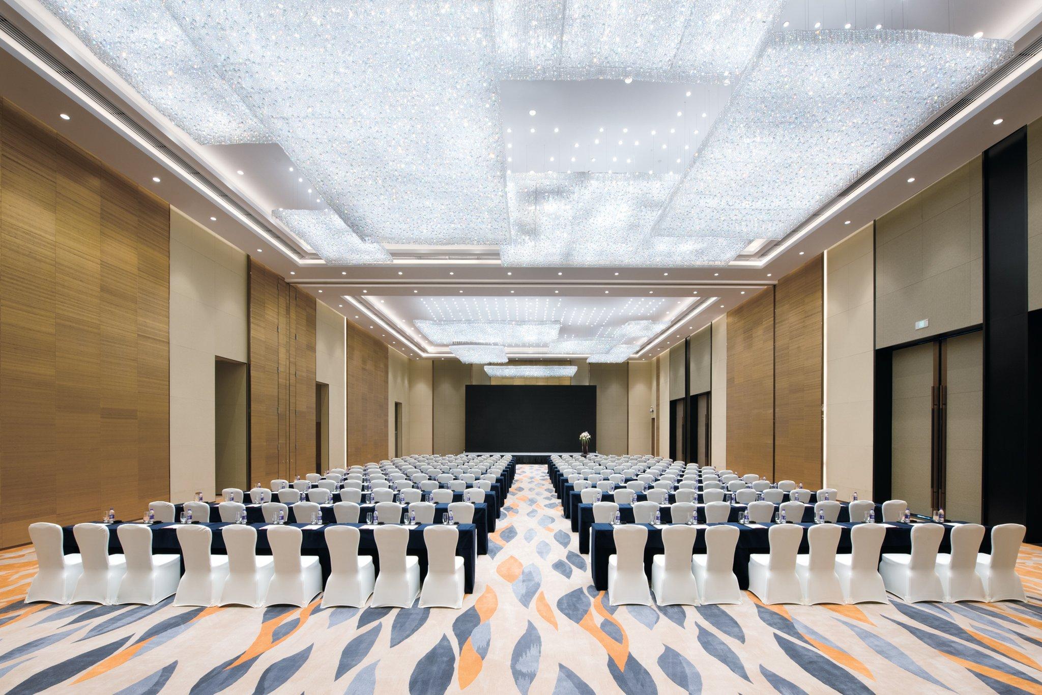 Crowne Plaza Hangzhou Qiantang - The Subway Can Reach The West Lake Scenic Area As Well As The Airport And High-Speed Rail Station, Adjacent To Jinsha Lake And Longfor Paradise Walk المظهر الخارجي الصورة